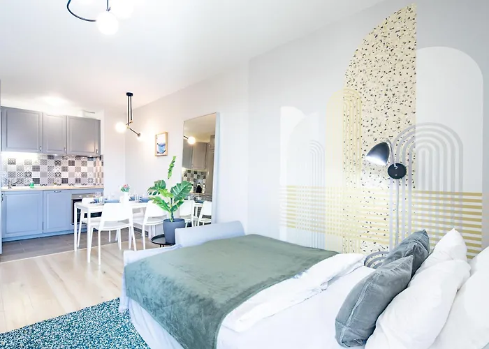 Free Parking - Very - Balcony Apartament *