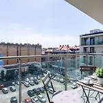 Free Parking - Very - Balcony