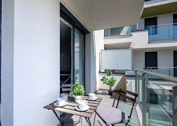 Free Parking - Very - Balcony *