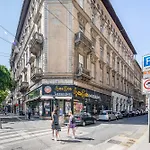Apartment Free Parking - Very - Balcony Budapest